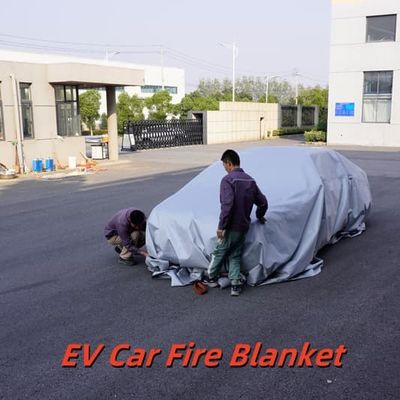 ผ้าห่มไฟรถยนต์ EV สีเทา 550 °C ความต้านทานต่อความร้อนสําหรับไฟแบตเตอรี่ลิเดียม