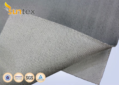 เหล็กกล้าไร้สนิมลวด Reelforced ไฟเบอร์กลาสผ้าด้วย PU Coating 0.7 mm สำหรับผ้าห่มควันไฟผ้าม่าน